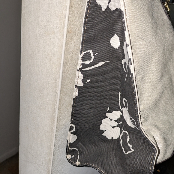 Anne Klein White and Black Women's Tote Bag - Picture 10 of 14